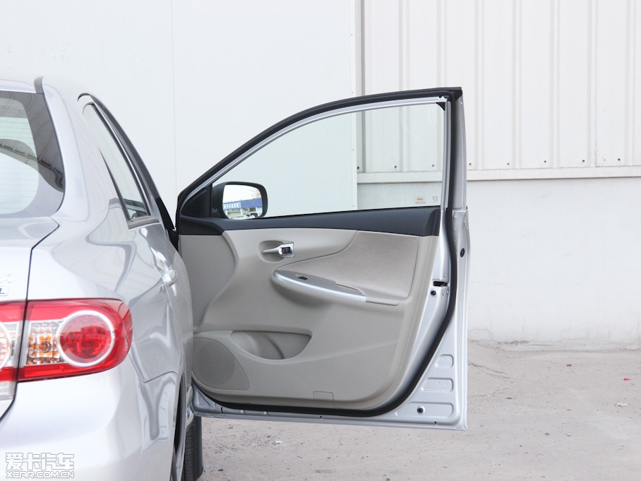 2013_ 1.6L GL ATſ 