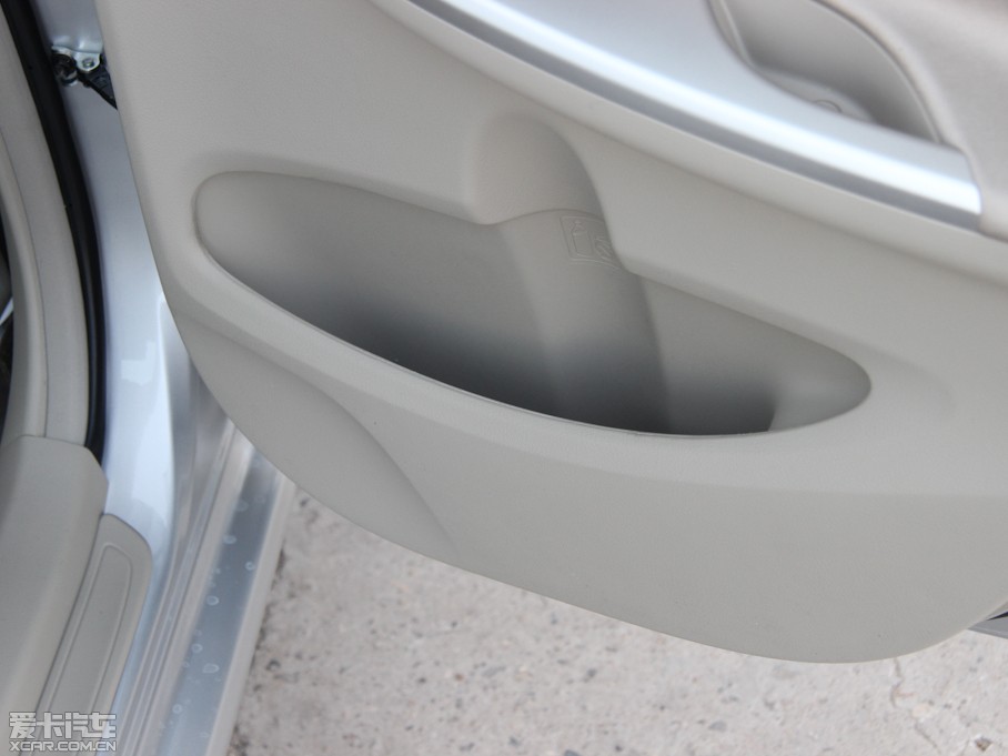 2013_ 1.6L GL ATſ 