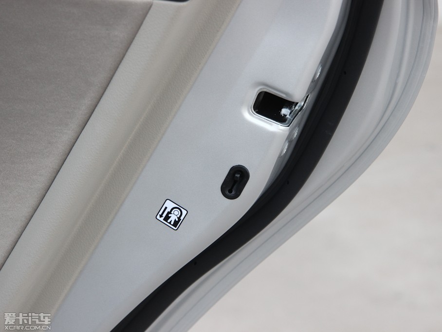 2013_ 1.6L GL ATſ 