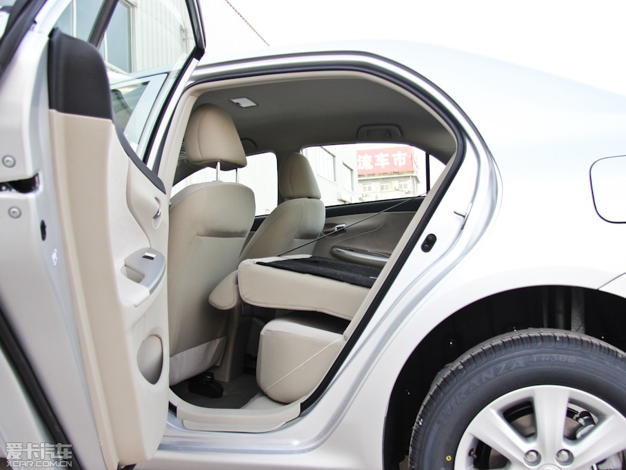 2013_ 1.6L GL ATſ 