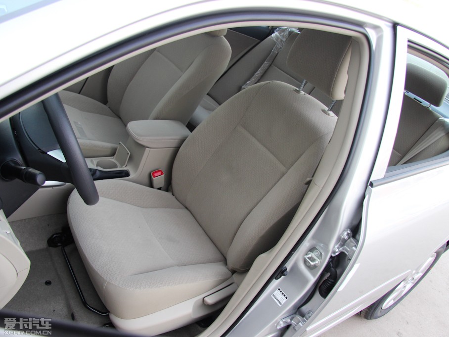 2013_ 1.6L GL ATſ 