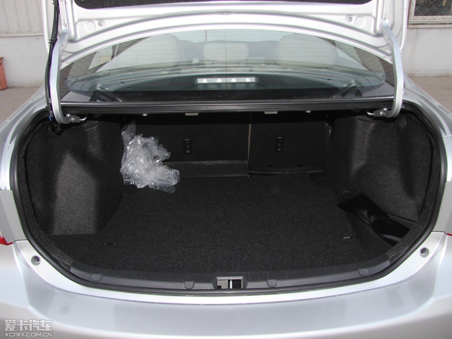 2013_ 1.6L GL ATſ 