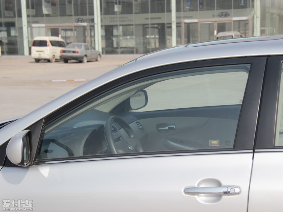 2013_ 1.8L GL-i CVT 