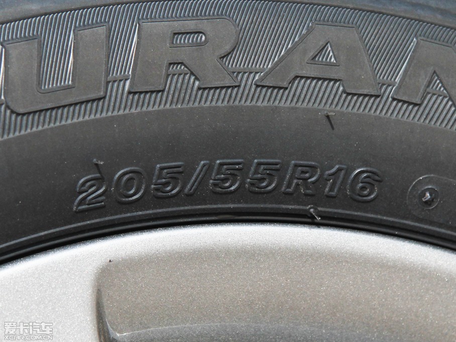 2013_ 1.8L GL-i CVT 