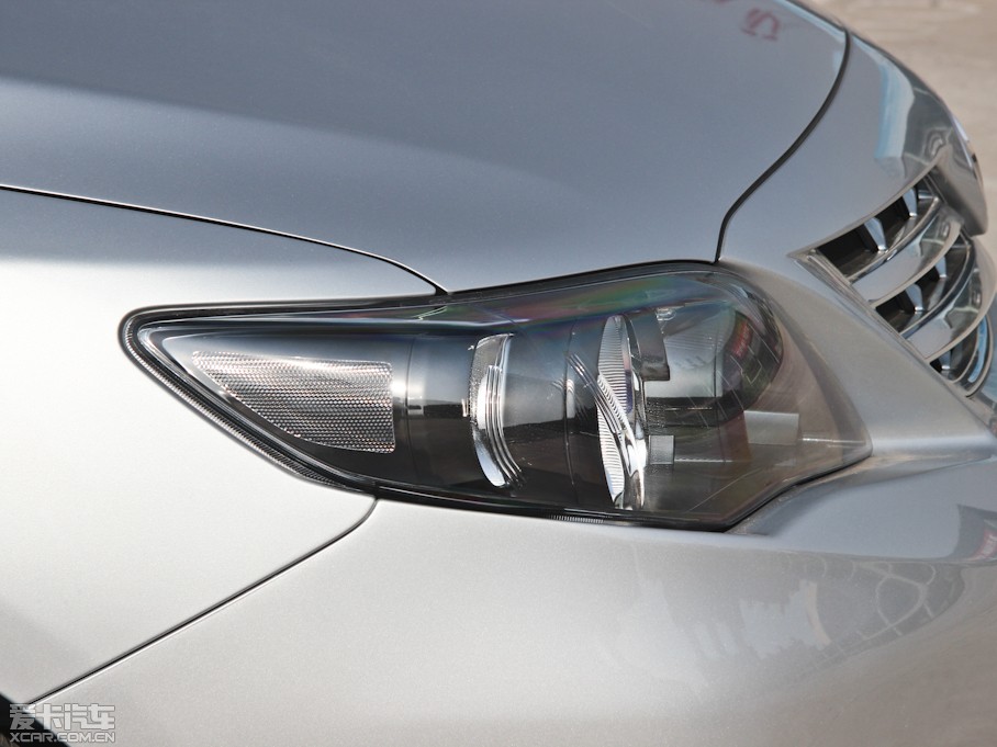 2013_ 1.8L GL-i CVT 