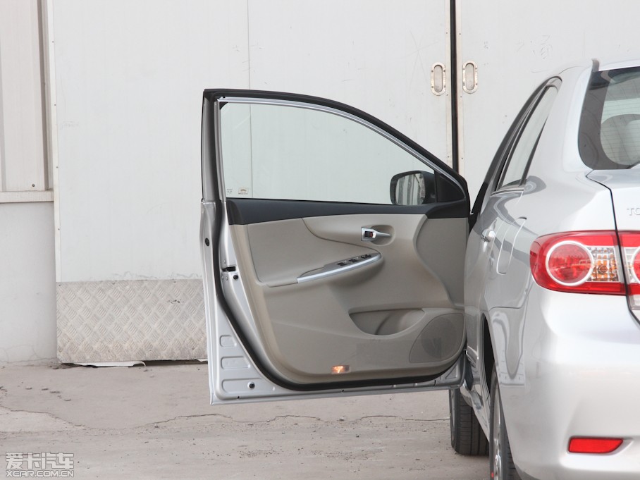 2013_ 1.8L GL-i CVT 