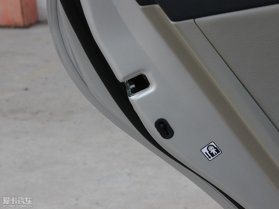 2013_ 1.8L GL-i CVT 