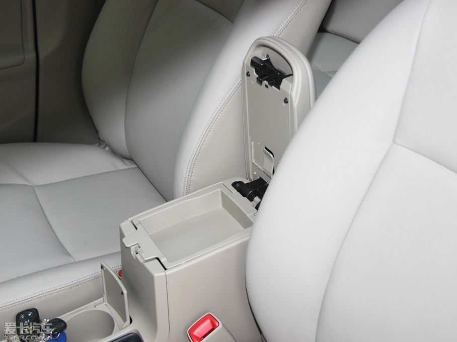 2013_ 1.8L GL-i CVT 