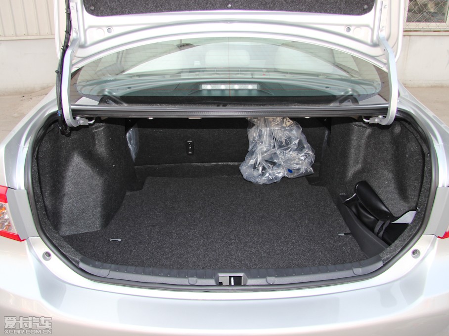 2013_ 1.8L GL-i CVT 