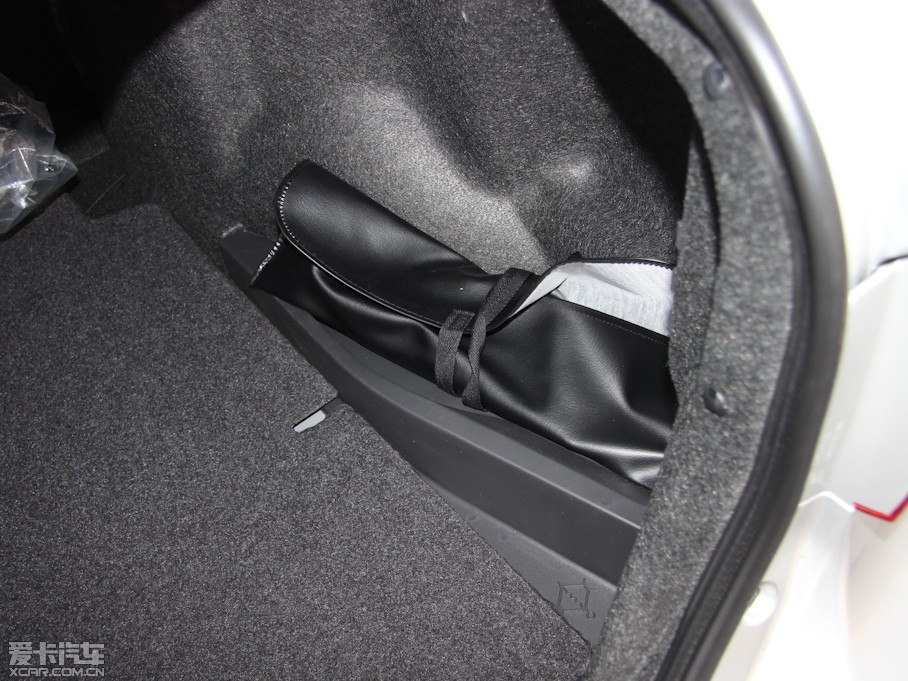 2013_ 1.8L GL-i CVT 