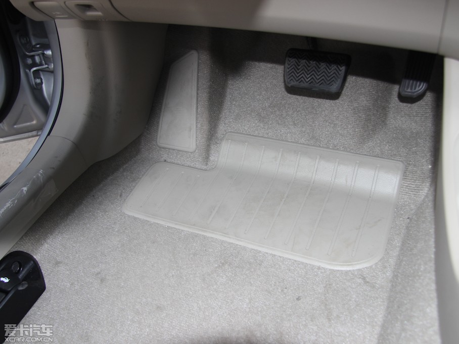 2013_ 1.8L GL-i CVT 