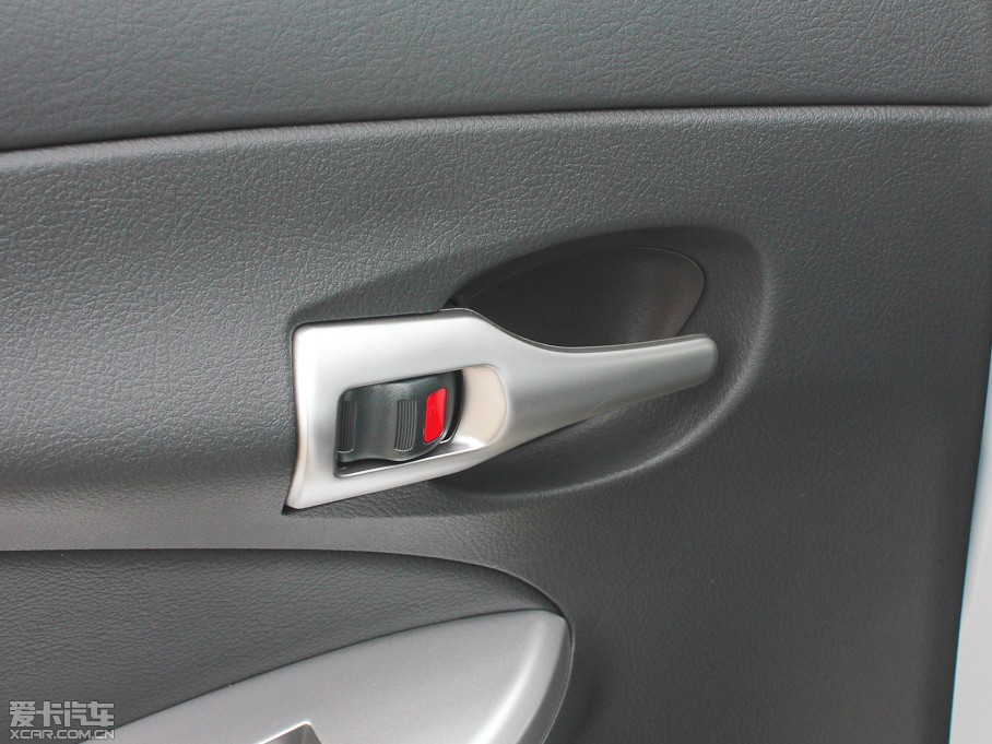 2013_ 1.8L GL-i CVT 