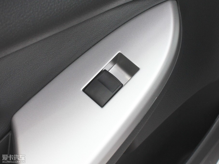 2013_ 1.8L GL-i CVT 