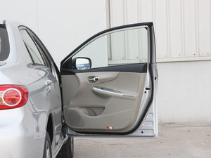 20131.8L GL-i CVT  g