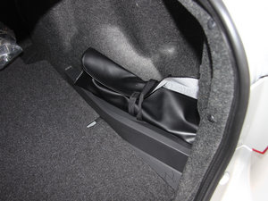 20131.8L GL-i CVT  g