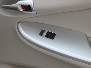 20131.8L GL-i CVT  п؅^