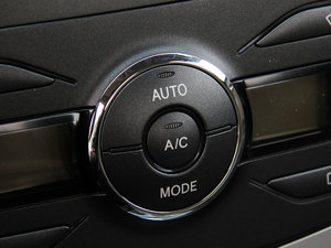 20131.8L GL-i CVT  п؅^