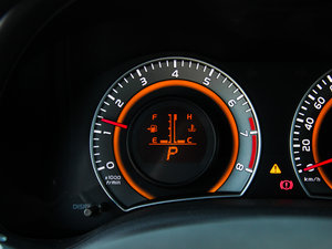 20131.8L GL-i MT  п؅^