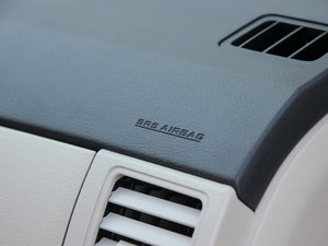 20131.8L GL-i MT  п؅^