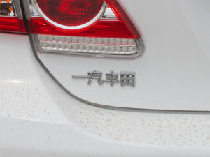 20131.8L GL-i CVT  ^