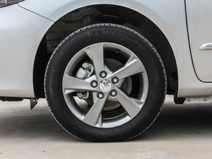 20131.8L GL-i CVT  ^