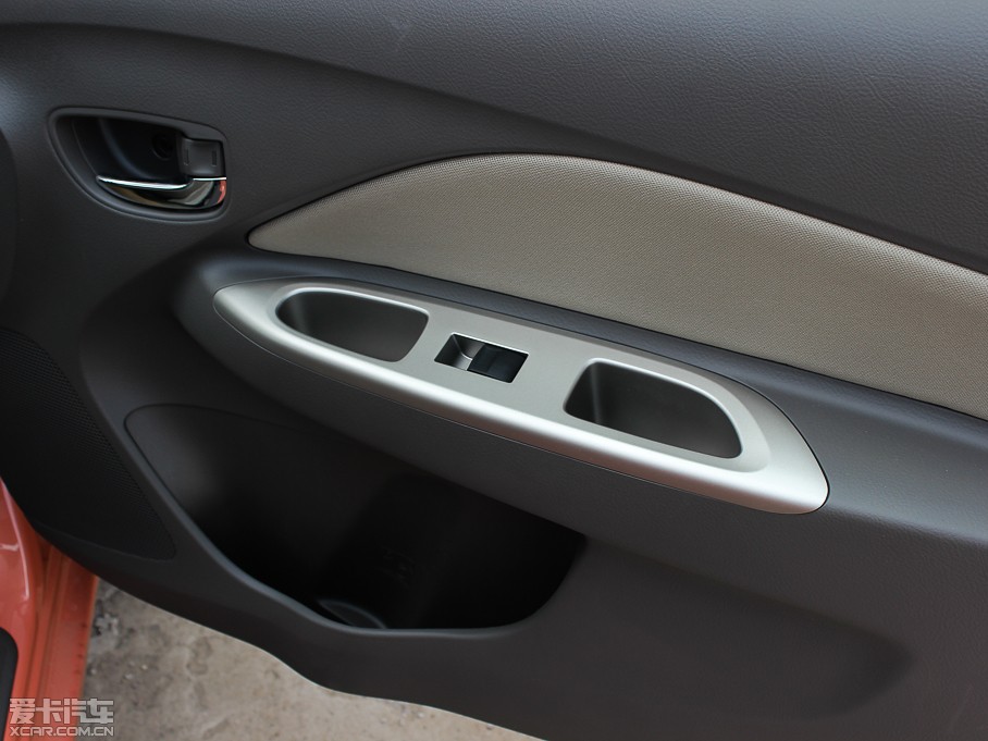 2013Y 1.6L GL-i Ԅ촰