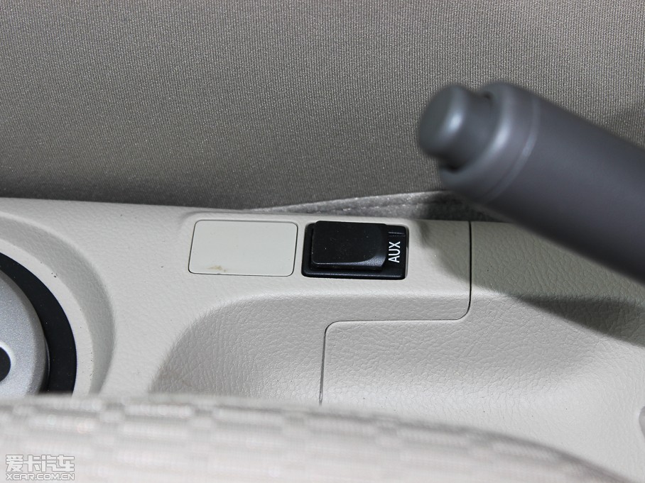 2013Y 1.6L GL-i Ԅ촰