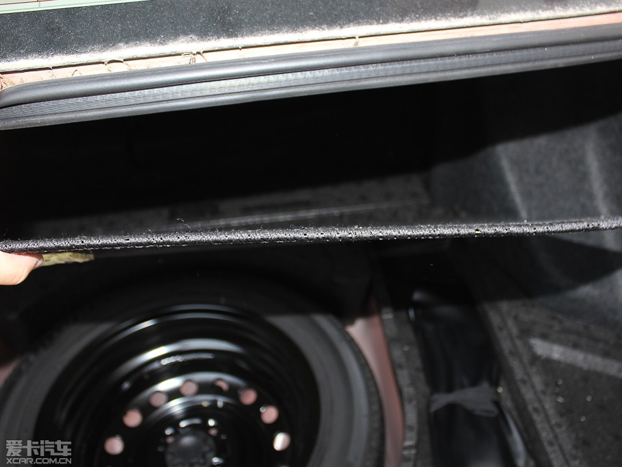 2013Y 1.6L GL-i Ԅ촰