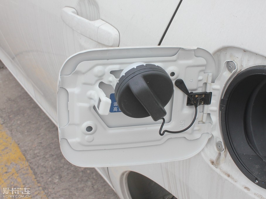 2013Y 1.6L GL-i Ԅ촰