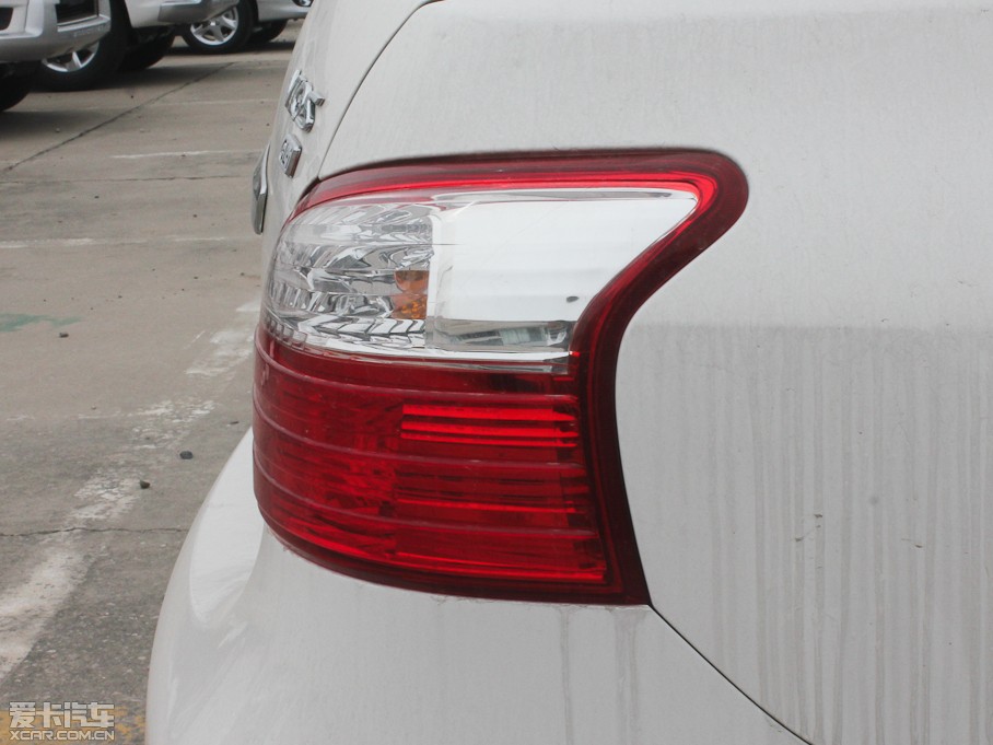 2013Y 1.6L GL-i Ԅ촰