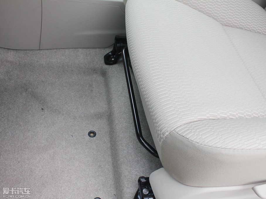 2013Y 1.6L GL-i Ԅ촰