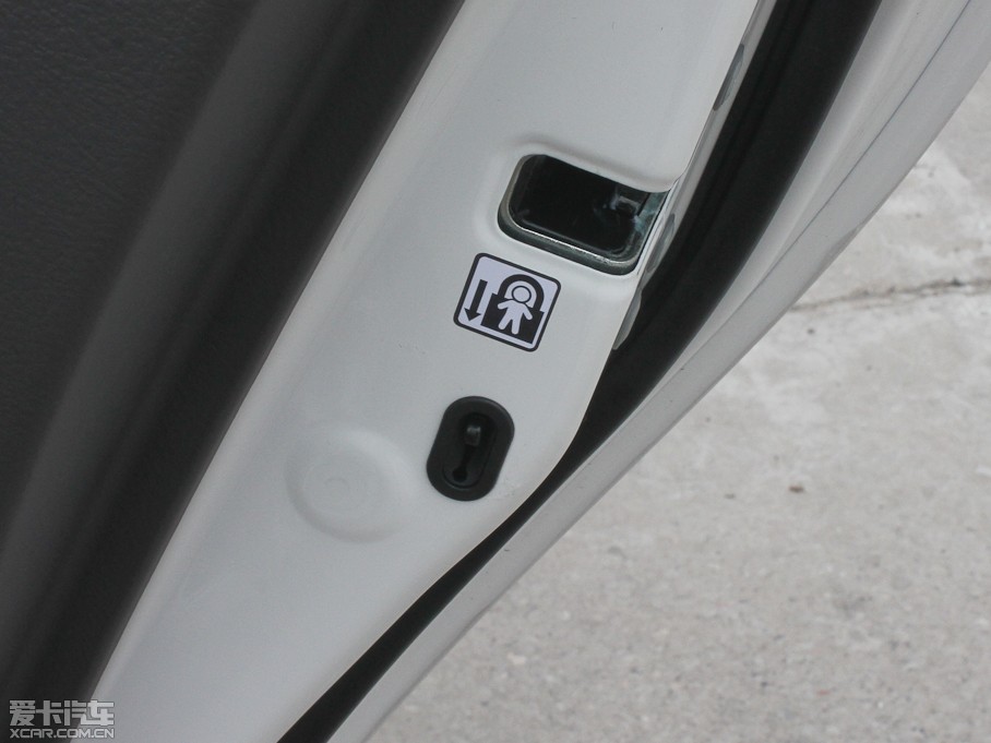 2013Y 1.6L GL-i Ԅ촰