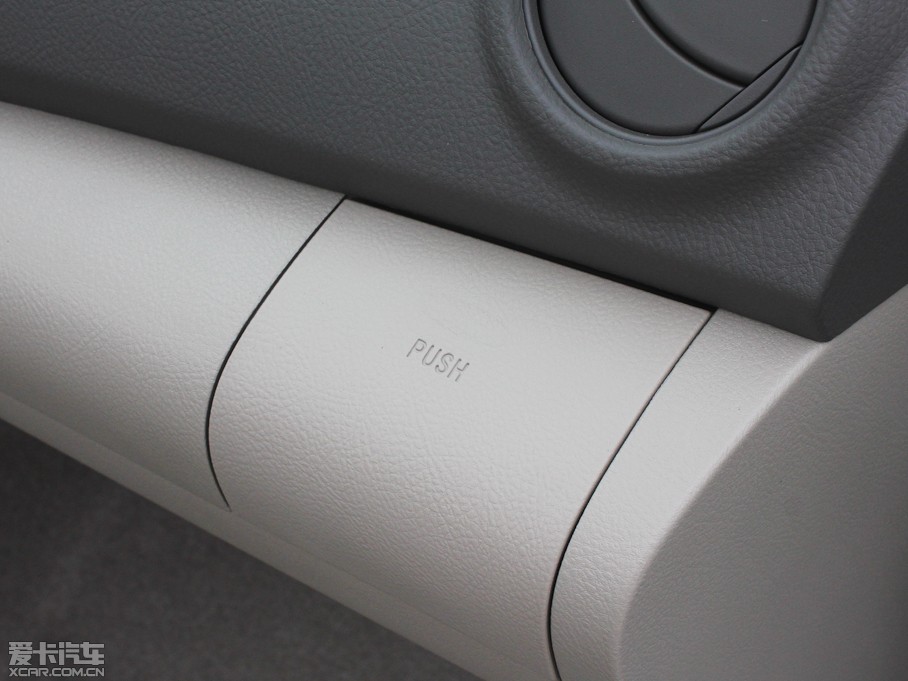 2013Y 1.6L GL-i Ԅ촰