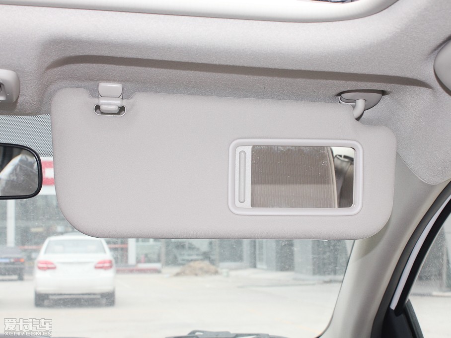 2013Y 1.6L GL-i Ԅ촰