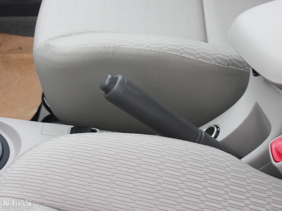 2013Y 1.6L GL-i Ԅ촰