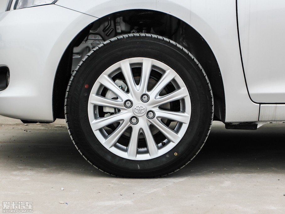 2013Y 1.6L GL-i Ԅ촰