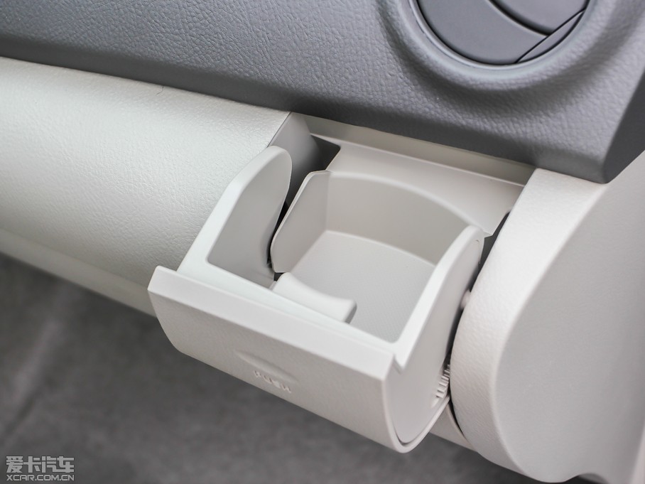 2013Y 1.6L GL-i Ԅ(dng)촰