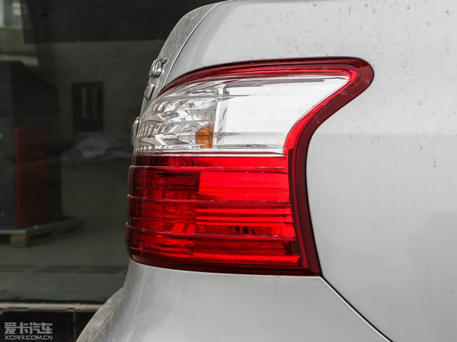 2013Y 1.6L GL-i Ԅ촰