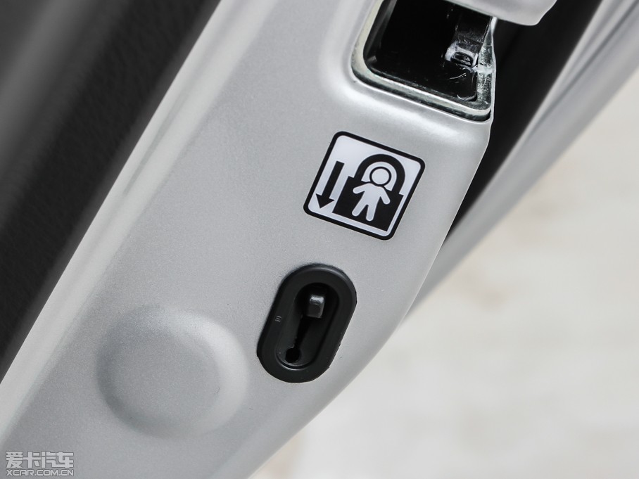 2013Y 1.6L GL-i Ԅ촰