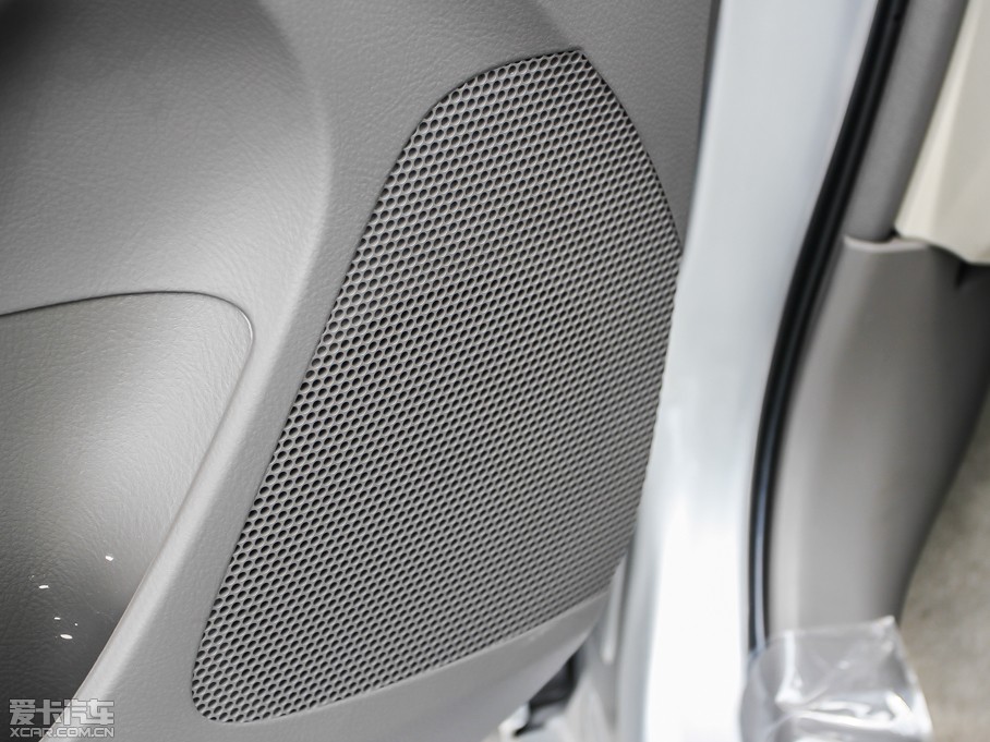 2013Y 1.6L GL-i Ԅ(dng)촰