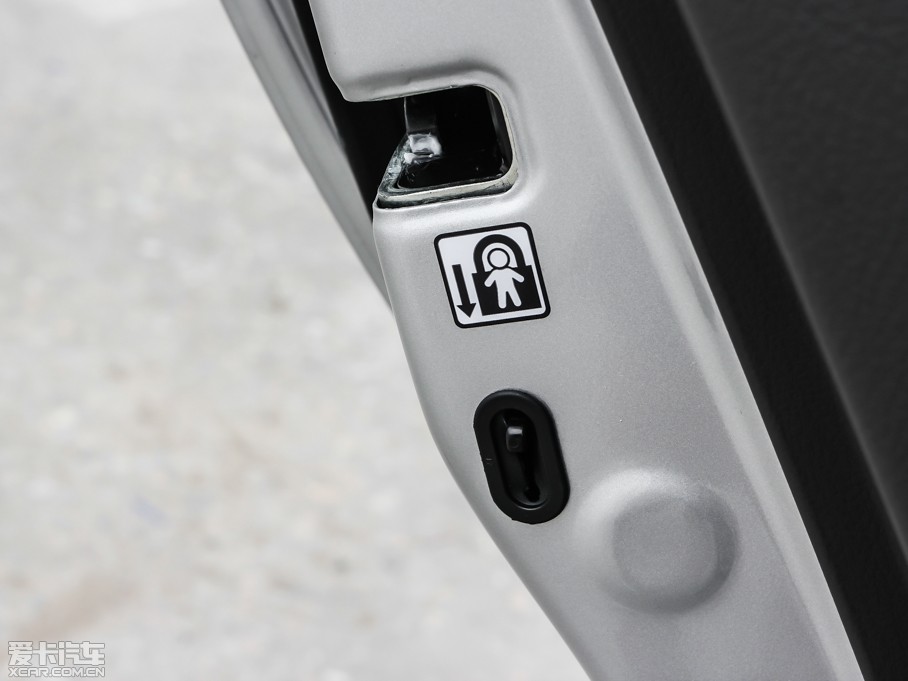 2013Y 1.6L GL-i Ԅ촰