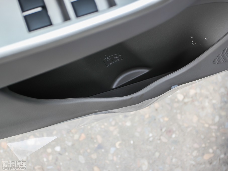 2013Y 1.6L GL-i Ԅ촰