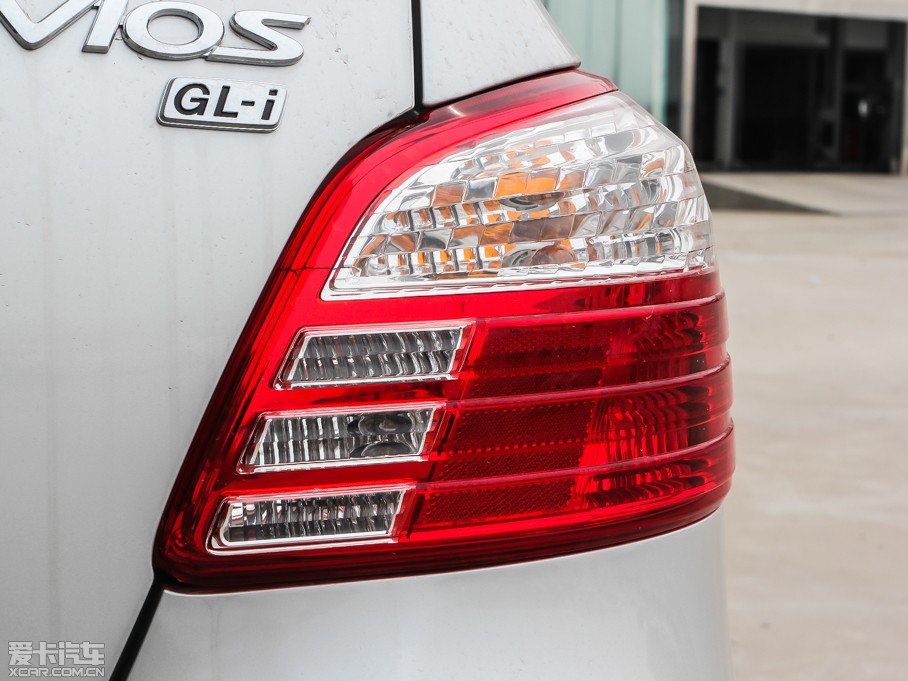 2013Y 1.6L GL-i Ԅ촰