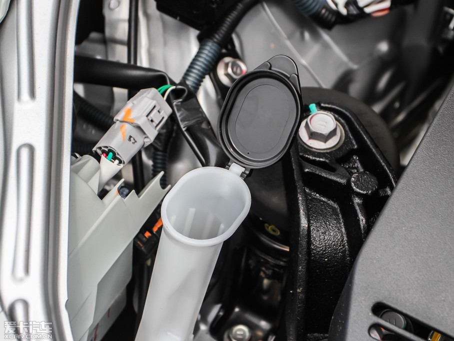 2013Y 1.6L GL-i Ԅ촰