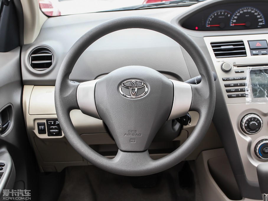 2013Y 1.6L GL-i Ԅ촰