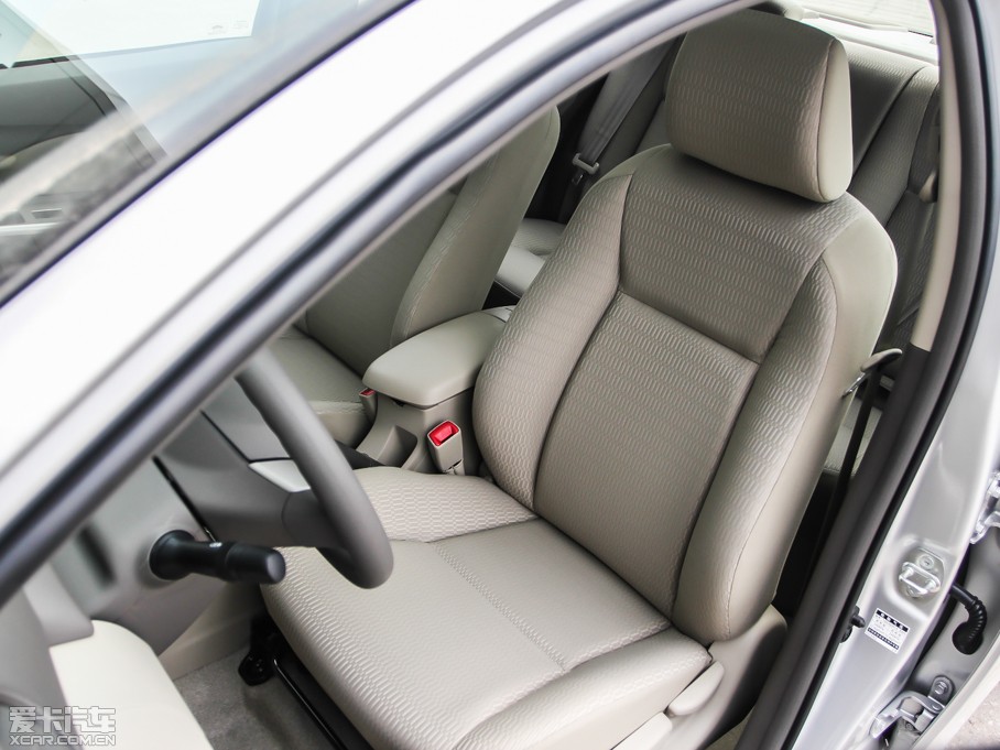 2013Y 1.6L GL-i Ԅ촰