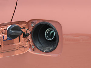 20131.6L GL-i Ԅ촰 ^