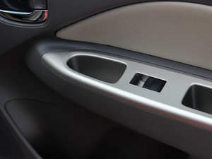 20131.6L GL-i Ԅ(dng)촰 g