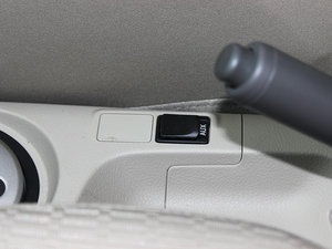 20131.6L GL-i Ԅ(dng)촰 п؅^(q)