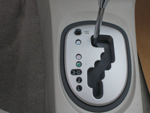 20131.6L GL-i Ԅ(dng)촰 п؅^(q)